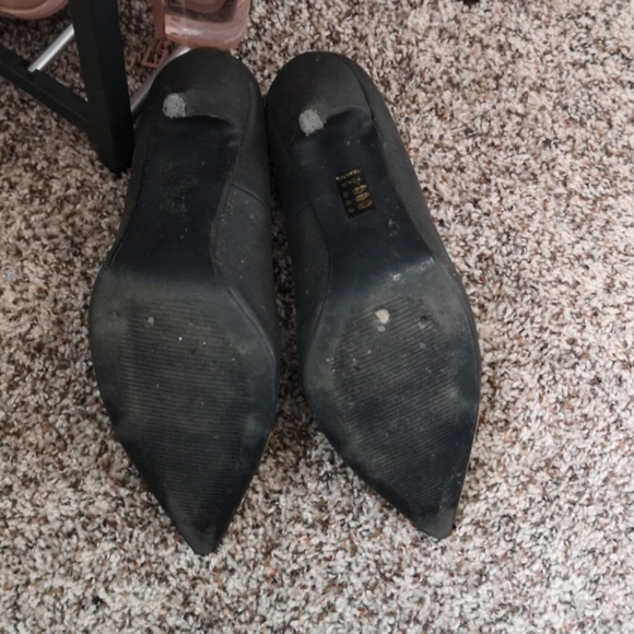 Justfab size 9 heels - Picture 2 of 2
